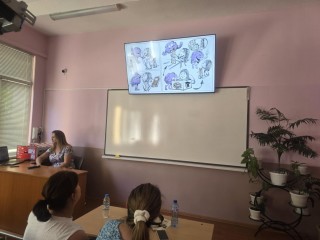 Обучения и работни срещи: Превенция на вейпинг и употребата на наркотични вещества; Учене чрез преживяване; Решение на конфликти и проблеми; Проектно-базирано обучение;изкуствения интелект в учебния процес; Изкуствения интелект в учебния процес