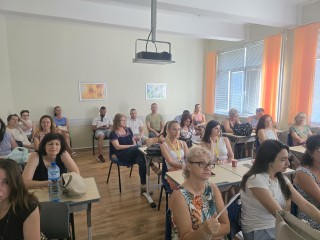 Обучения и работни срещи: Превенция на вейпинг и употребата на наркотични вещества; Учене чрез преживяване; Решение на конфликти и проблеми; Проектно-базирано обучение;изкуствения интелект в учебния процес; Изкуствения интелект в учебния процес