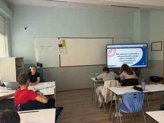 Изкуственият интелект през погледа на шестокласниците: Как да го използваме разумно?