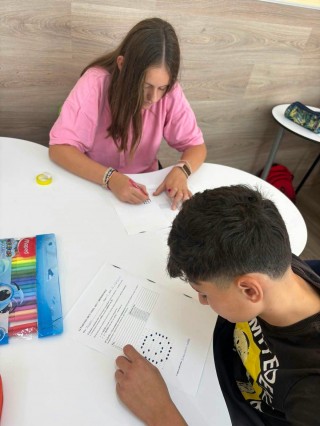 Шестокласниците от ОУ „Георги Кирков“ се включиха в EU CodeWeek