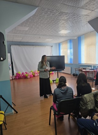 СЕДМИЦА, ПОСВЕТЕНА НА ДЕНЯ НА НАРОДНИТЕ БУДИТЕЛИ И НА ПАТРОНА НА УЧИЛИЩЕТО - ГЕОРГИ КИРКОВ 