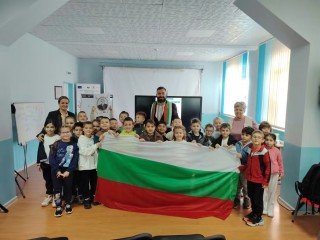 Вдъхновение, родолюбие и среща с българския дух в ОУ „Георги Кирков“ 